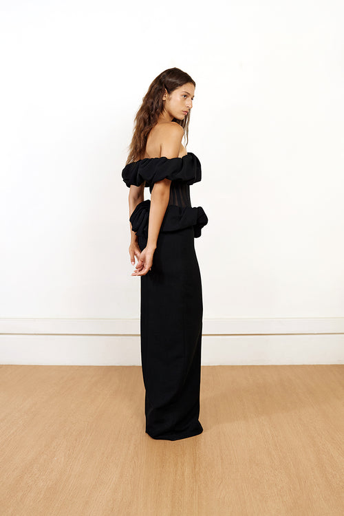 STRUCTURED GOWN