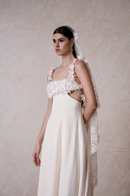 LILIES GOWN