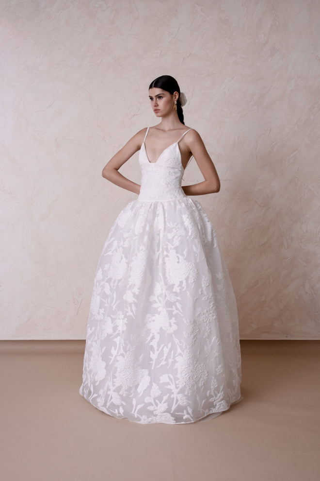 MERINGUE GOWN
