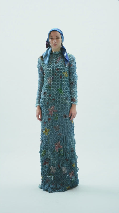 CAPITONÉ GOWN