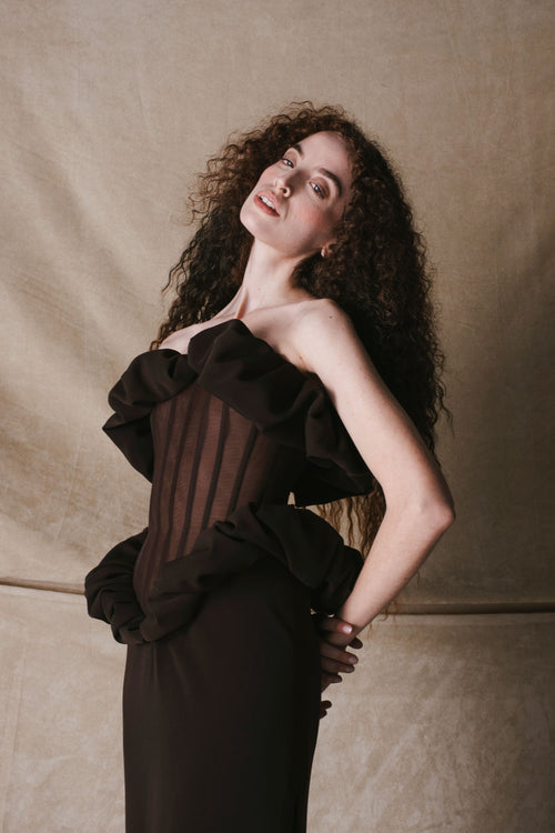 STRUCTURED GOWN