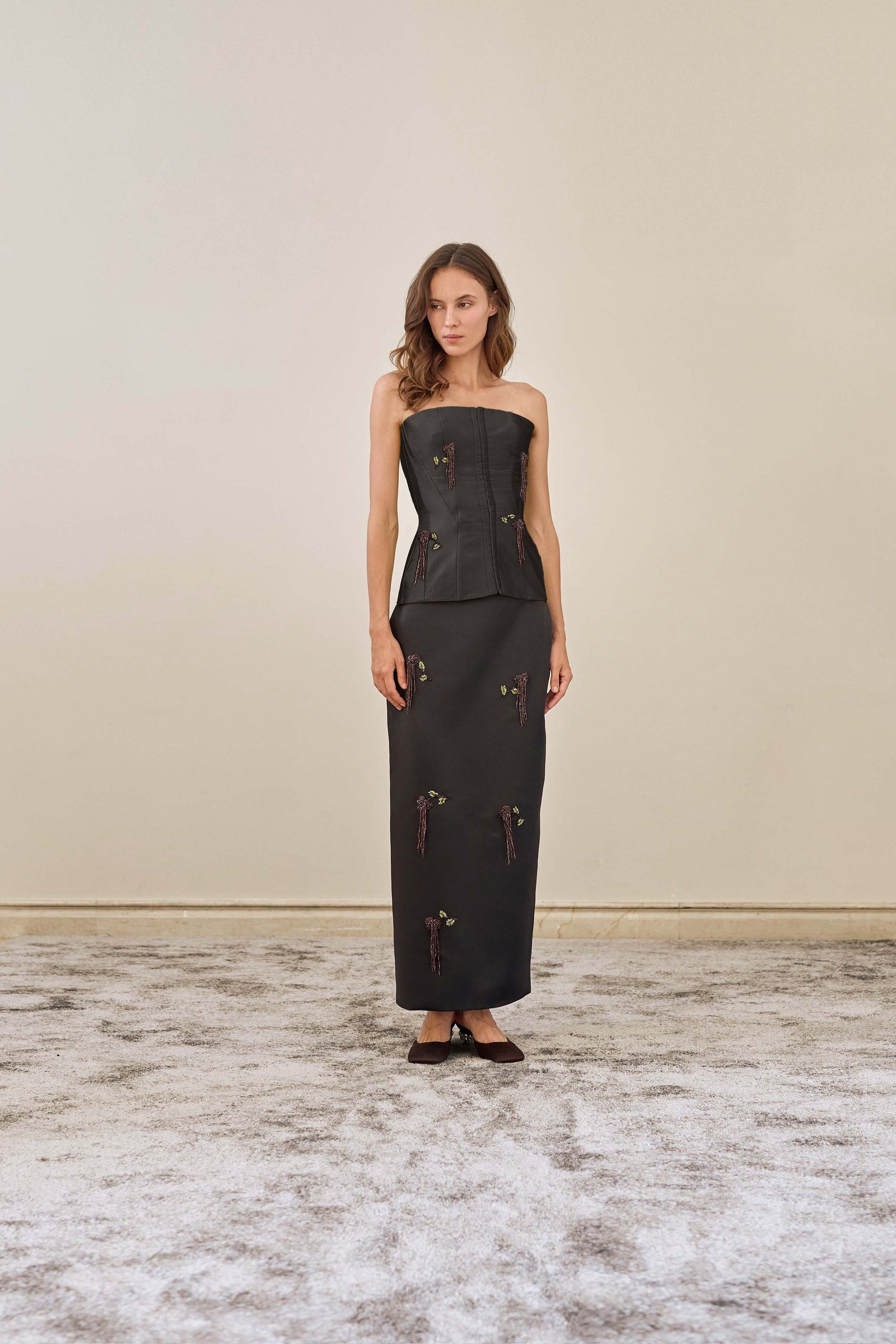 COLUMN SKIRT