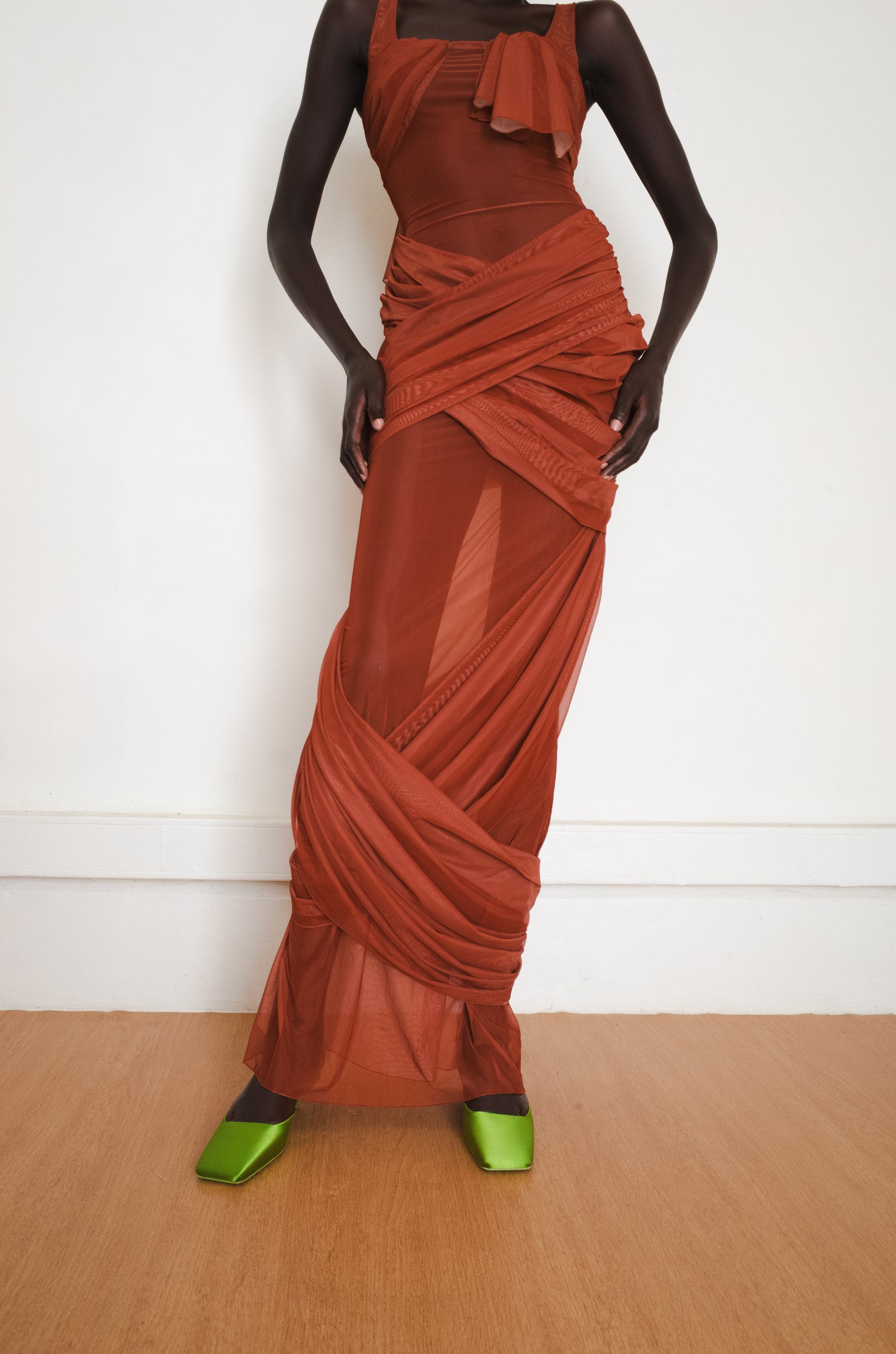 REFLECTION GOWN