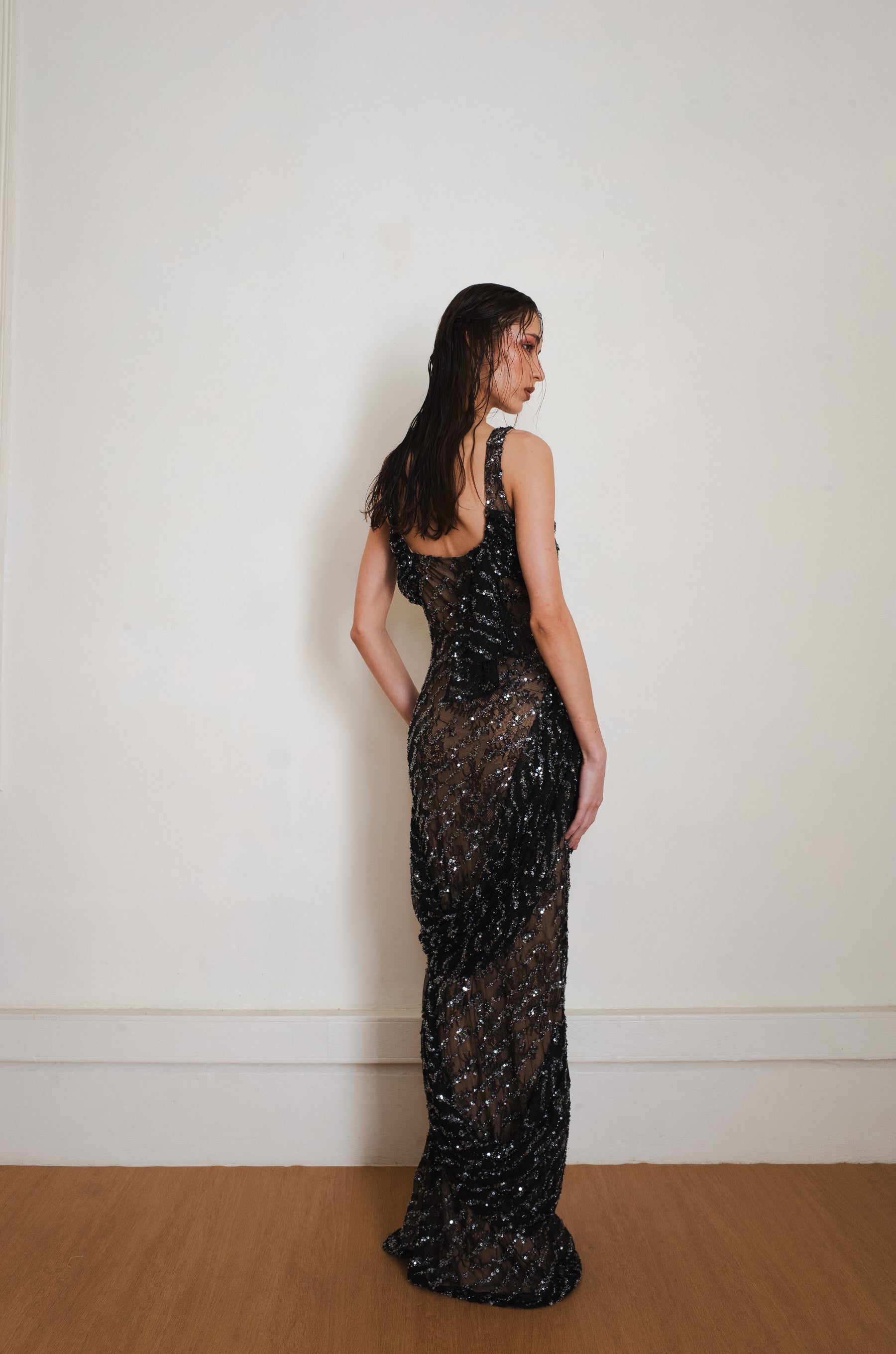 ECHO GOWN