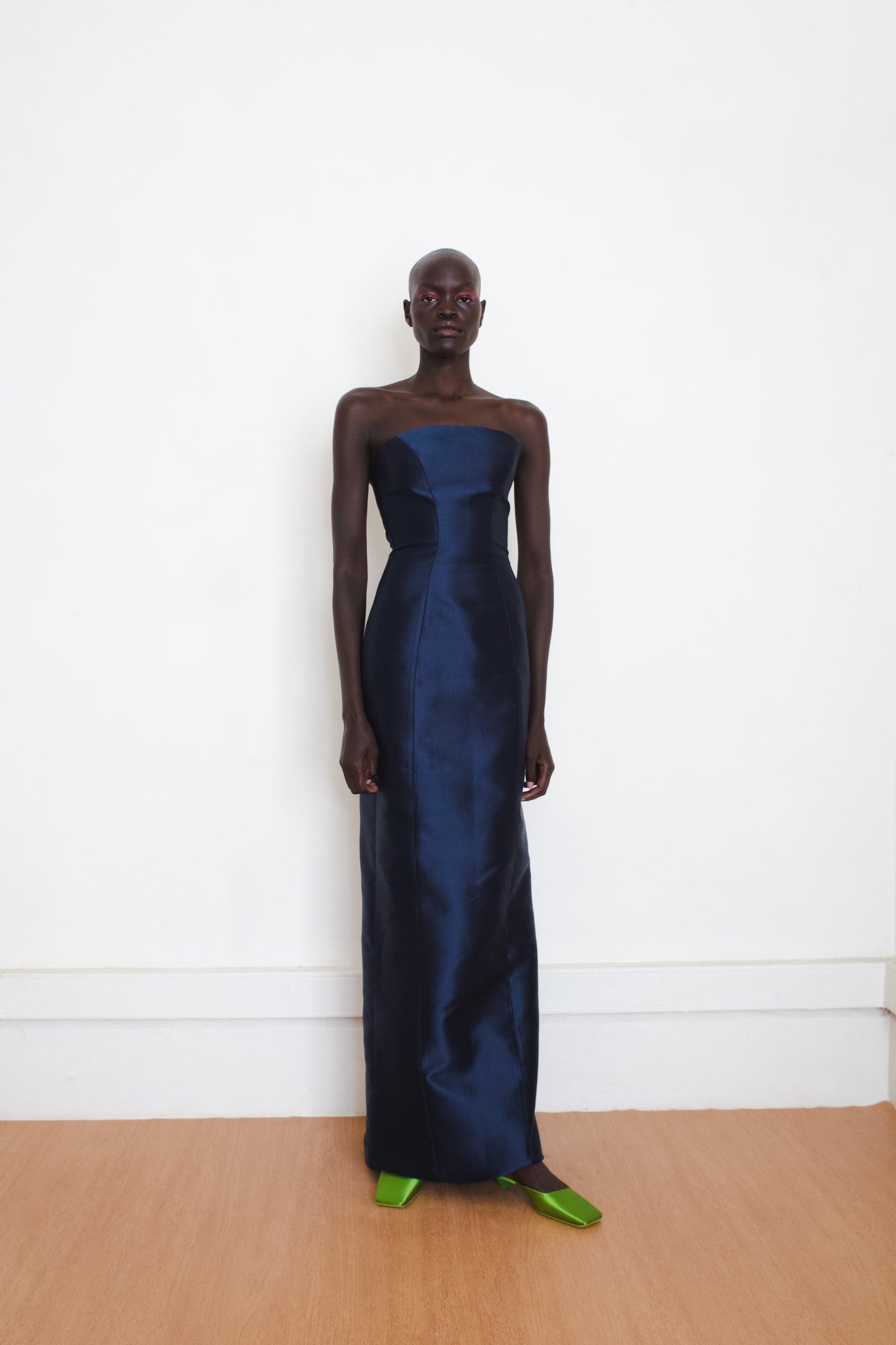 IMPRINT GOWN