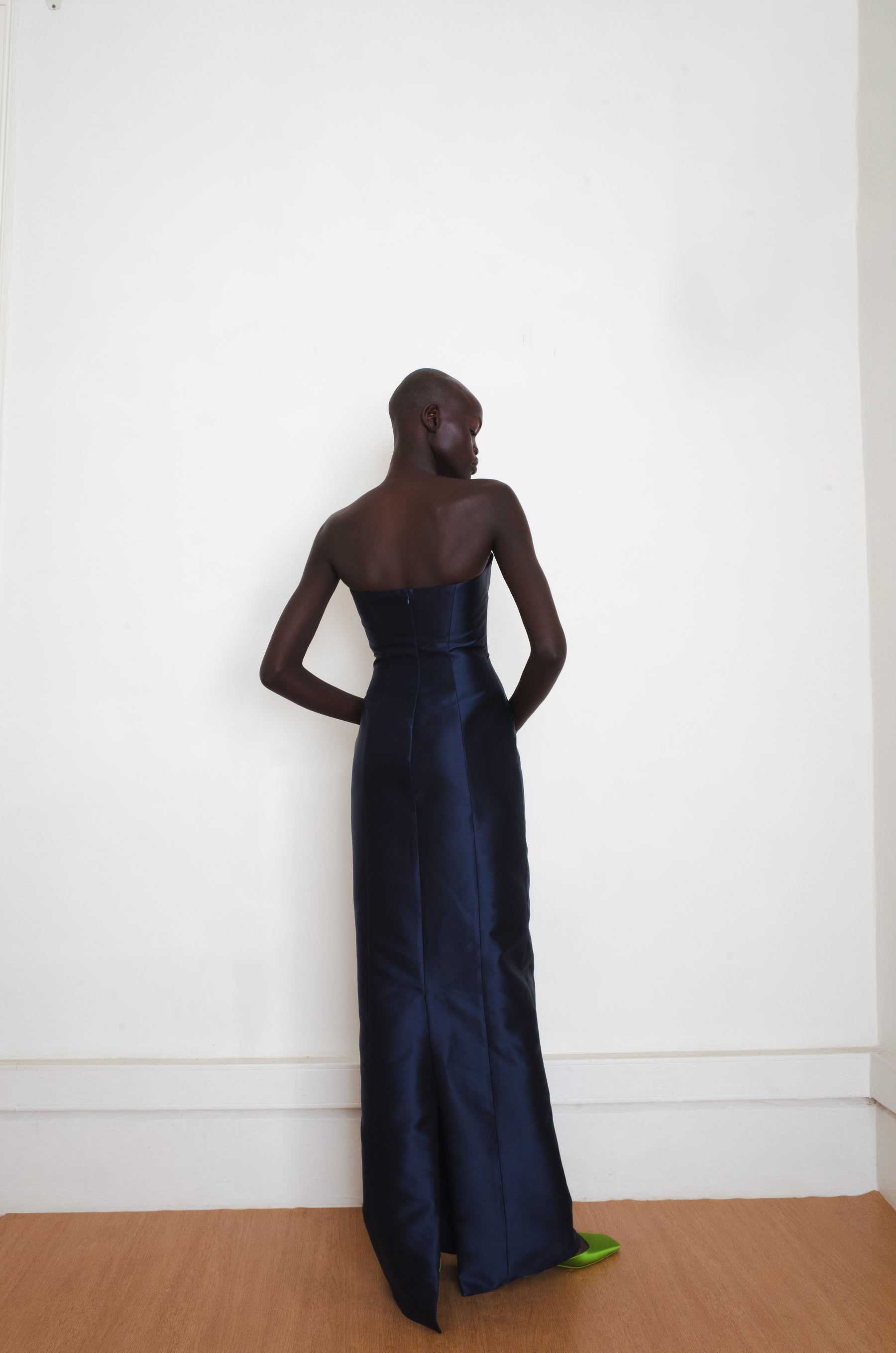 IMPRINT GOWN