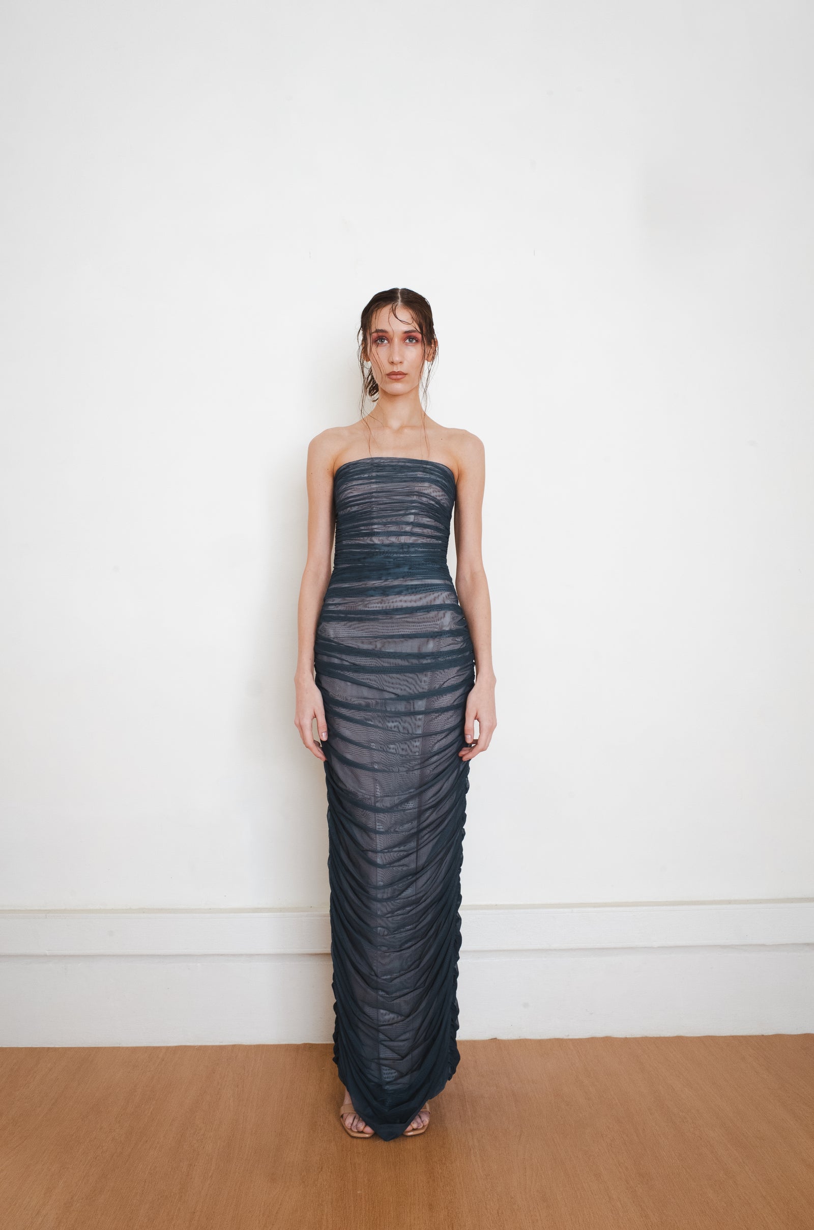 FADE GOWN