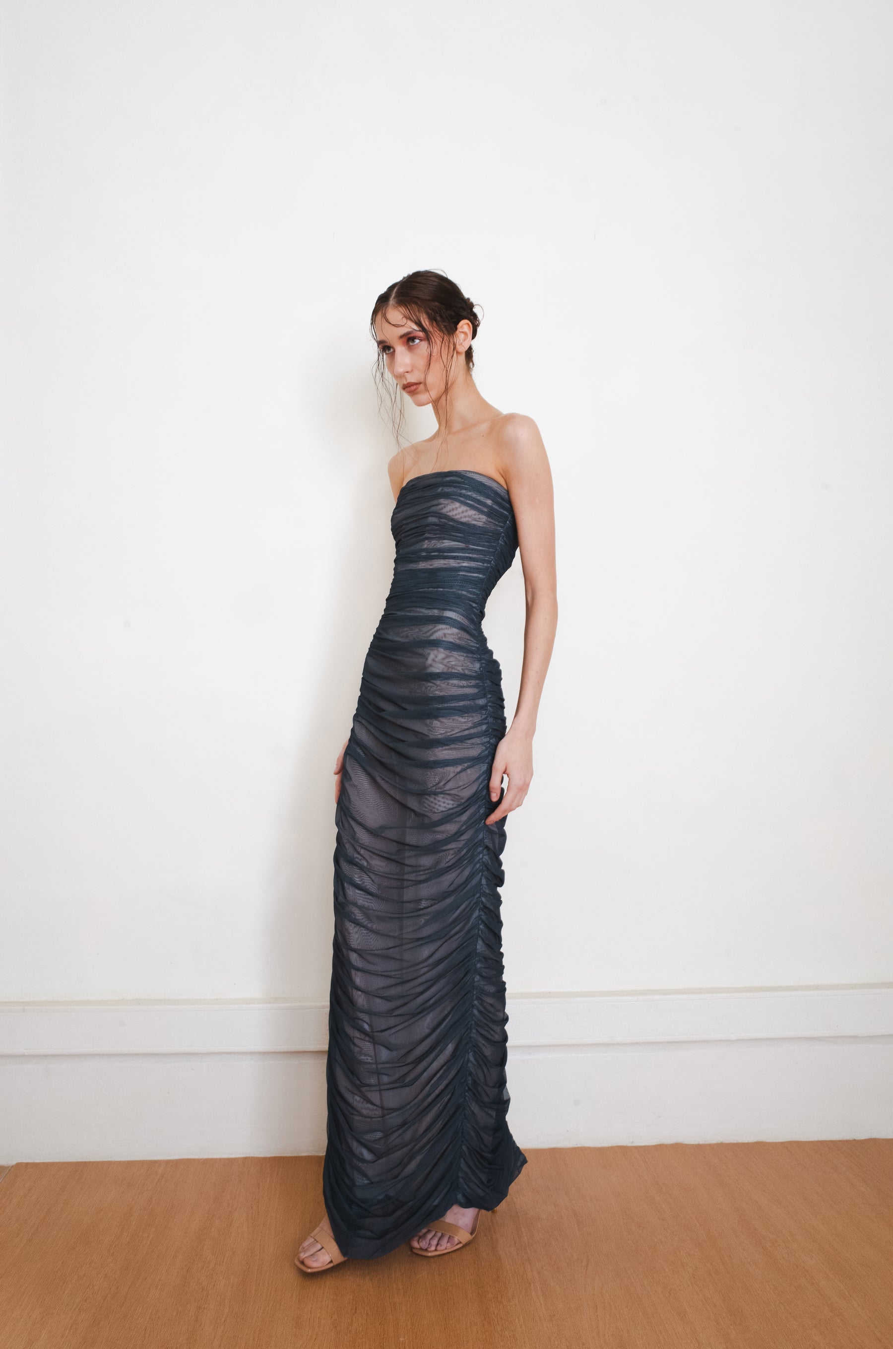 FADE GOWN