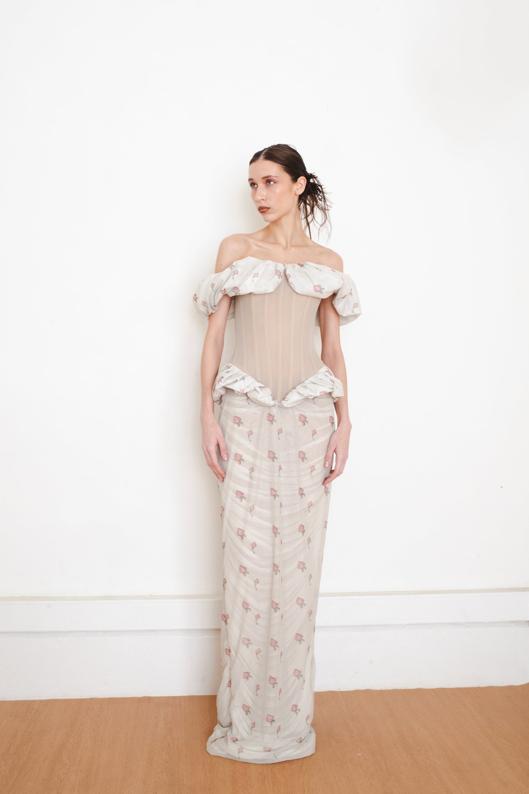 SILHOUETTE GOWN