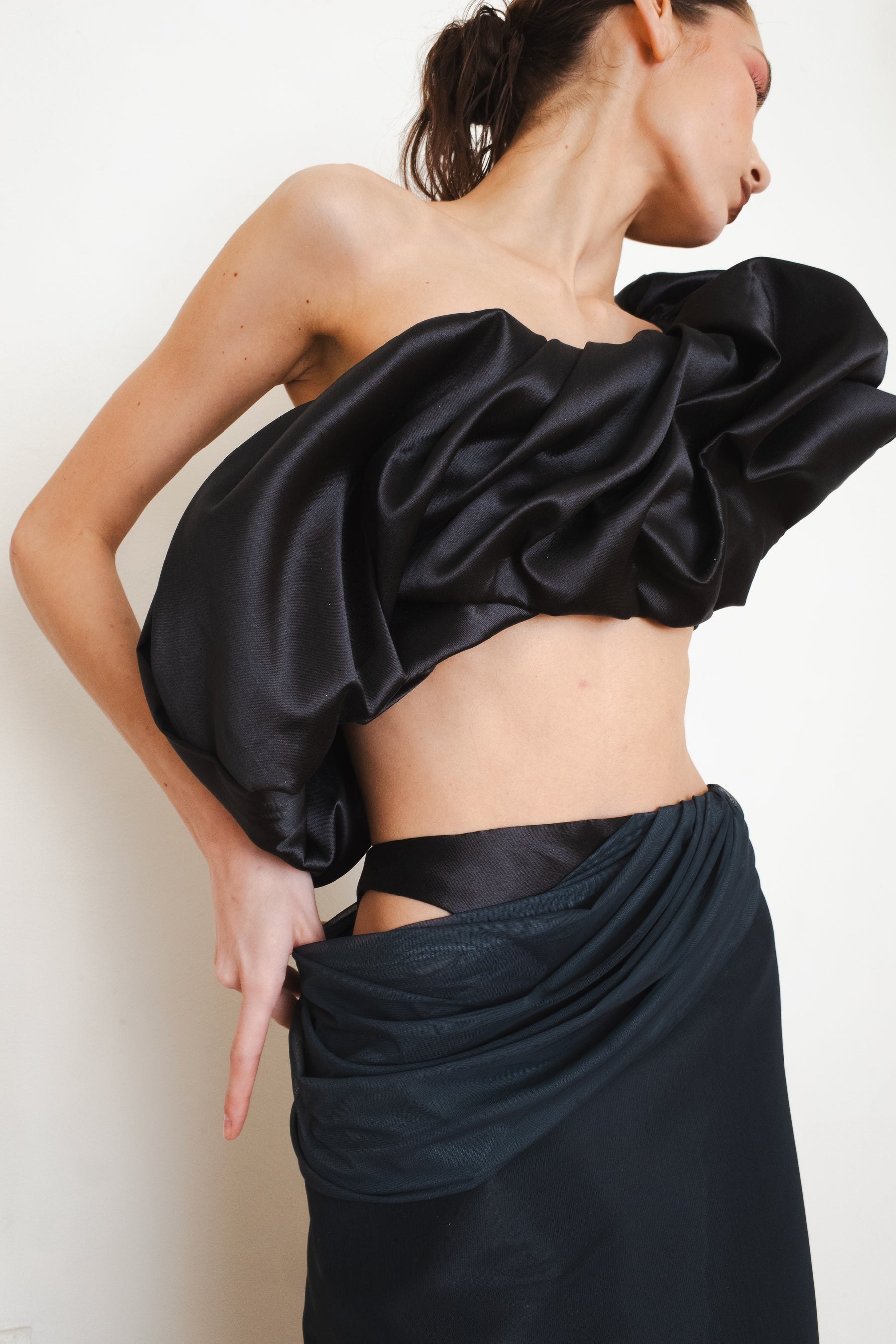 FRAGMENT TOP
