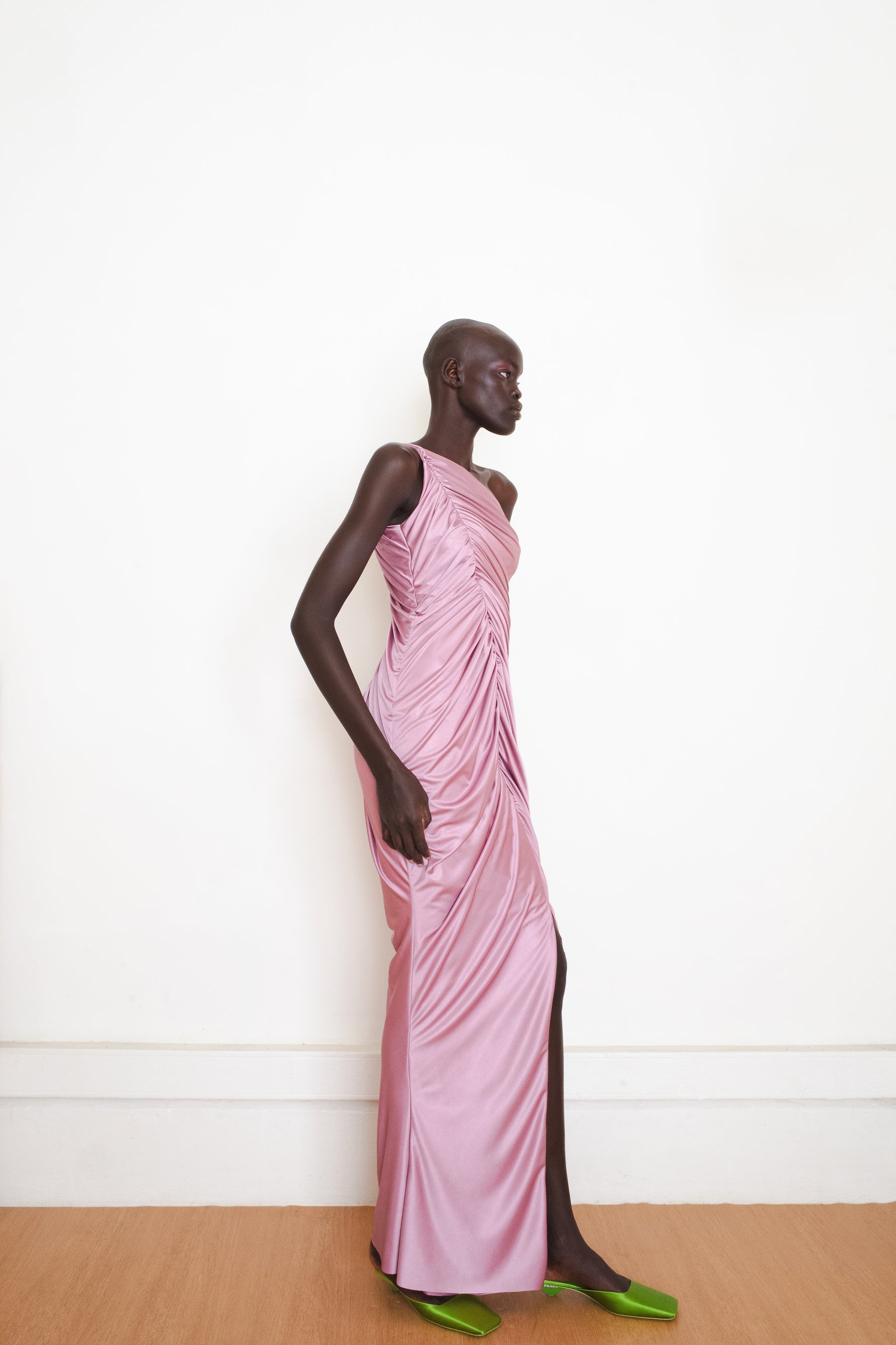 VESTIGE GOWN