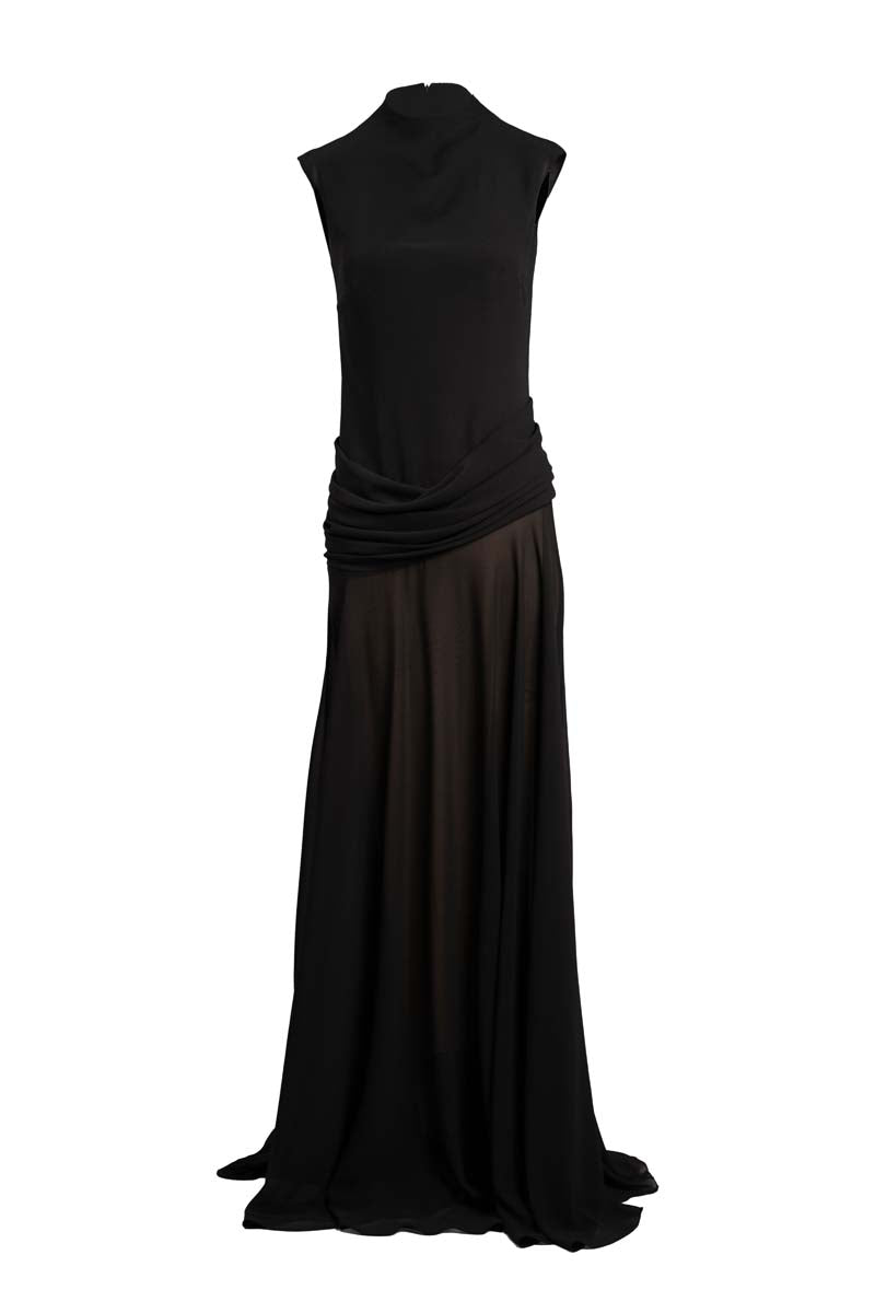 LINE GOWN