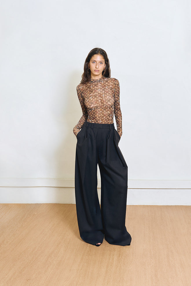PINCHED PANTS