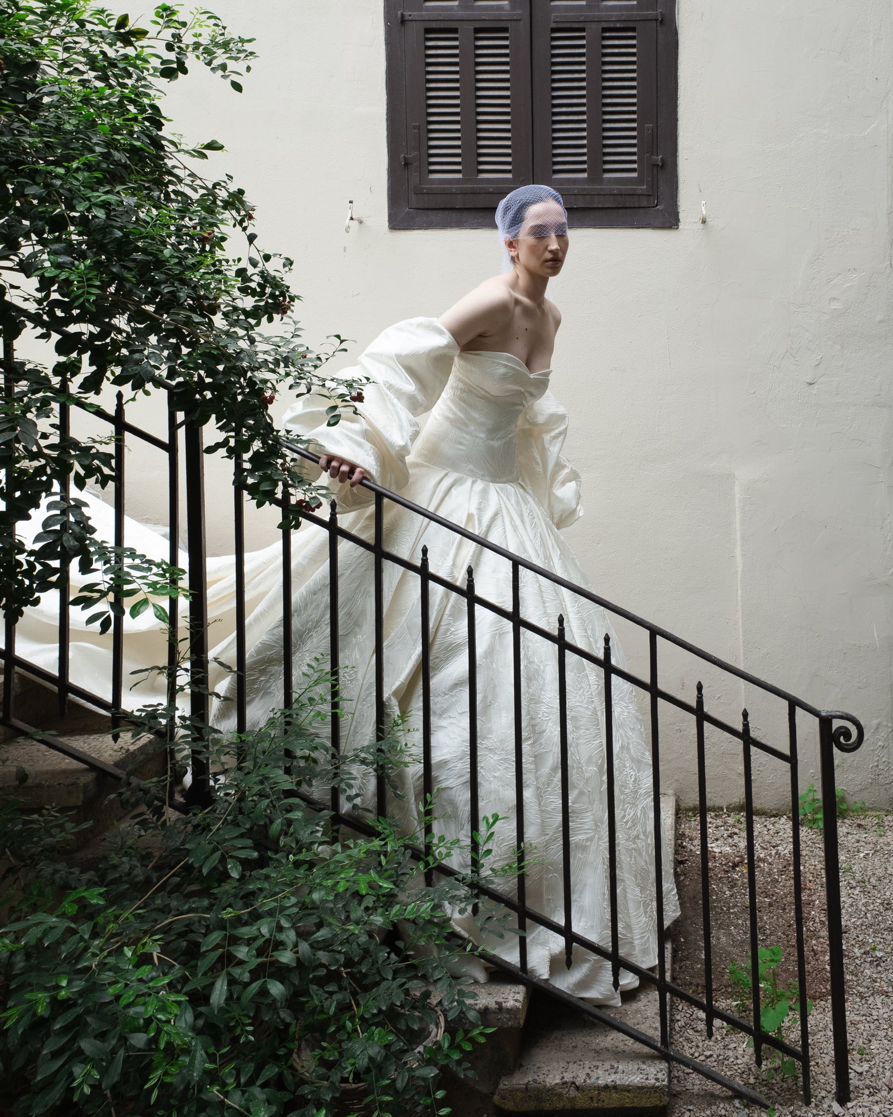 BLOOM GOWN