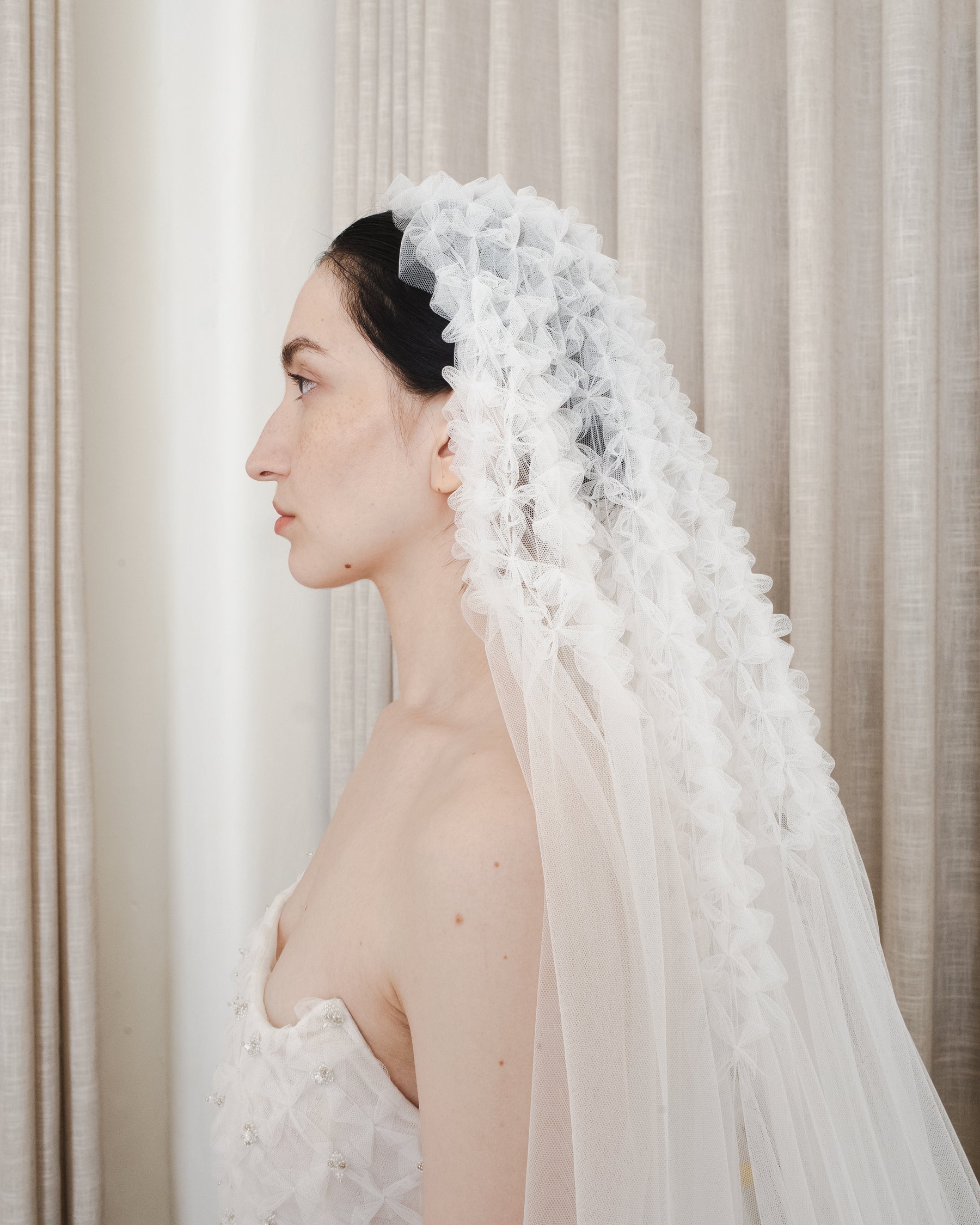 POISE VEIL