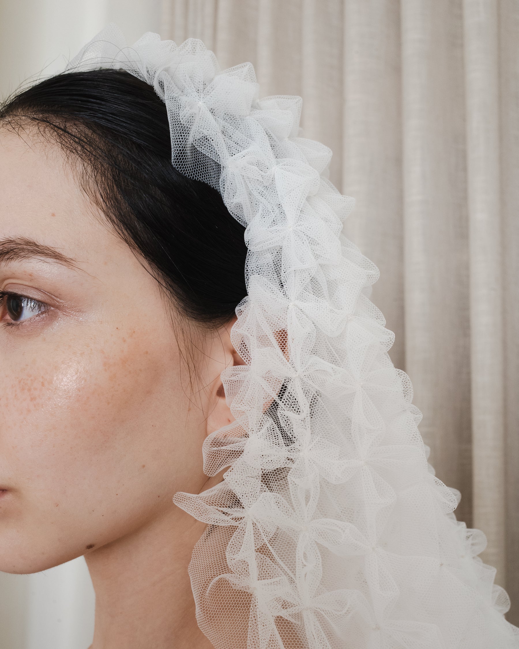 POISE VEIL