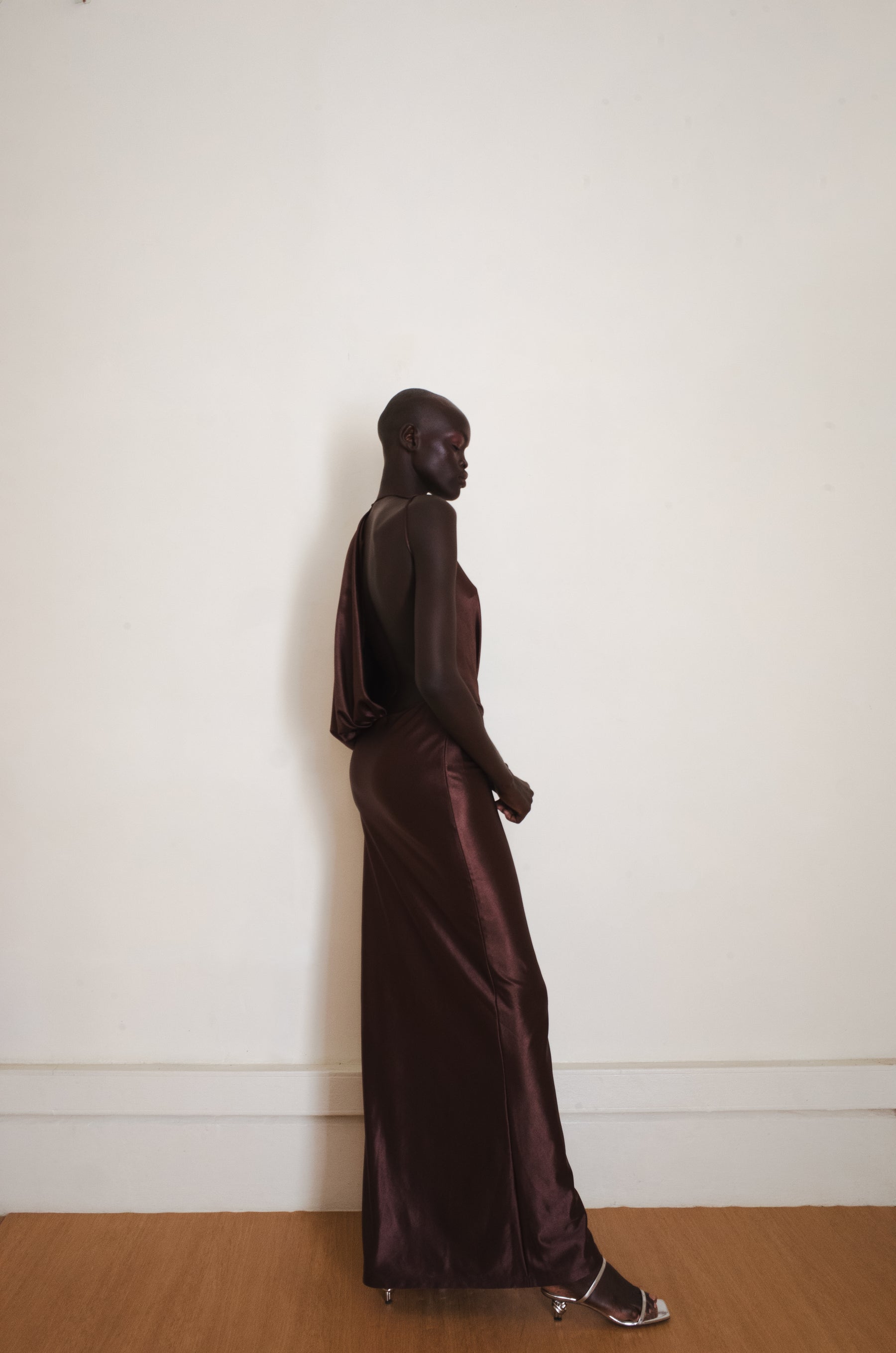 LINGER GOWN