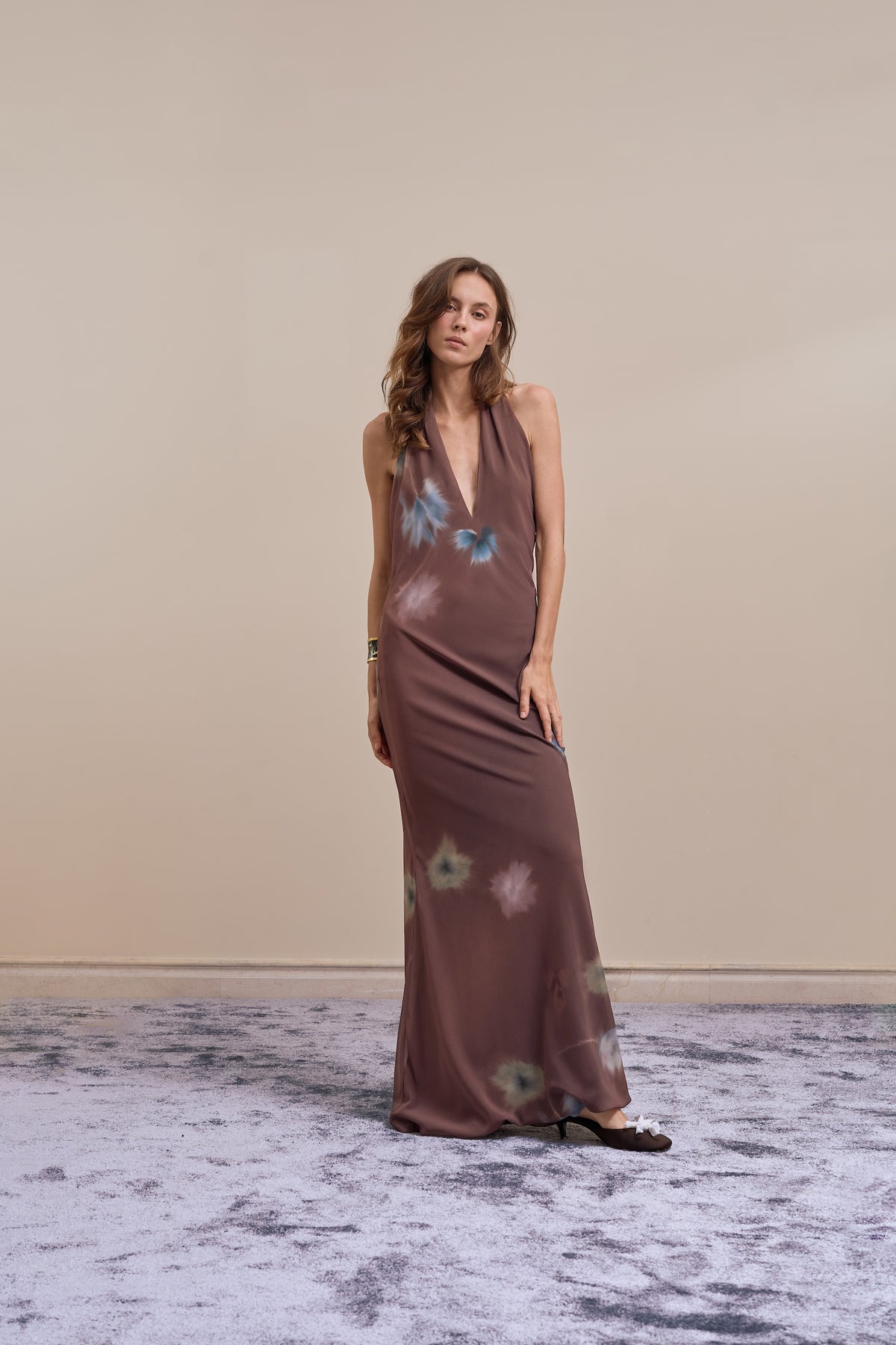 FLOW GOWN