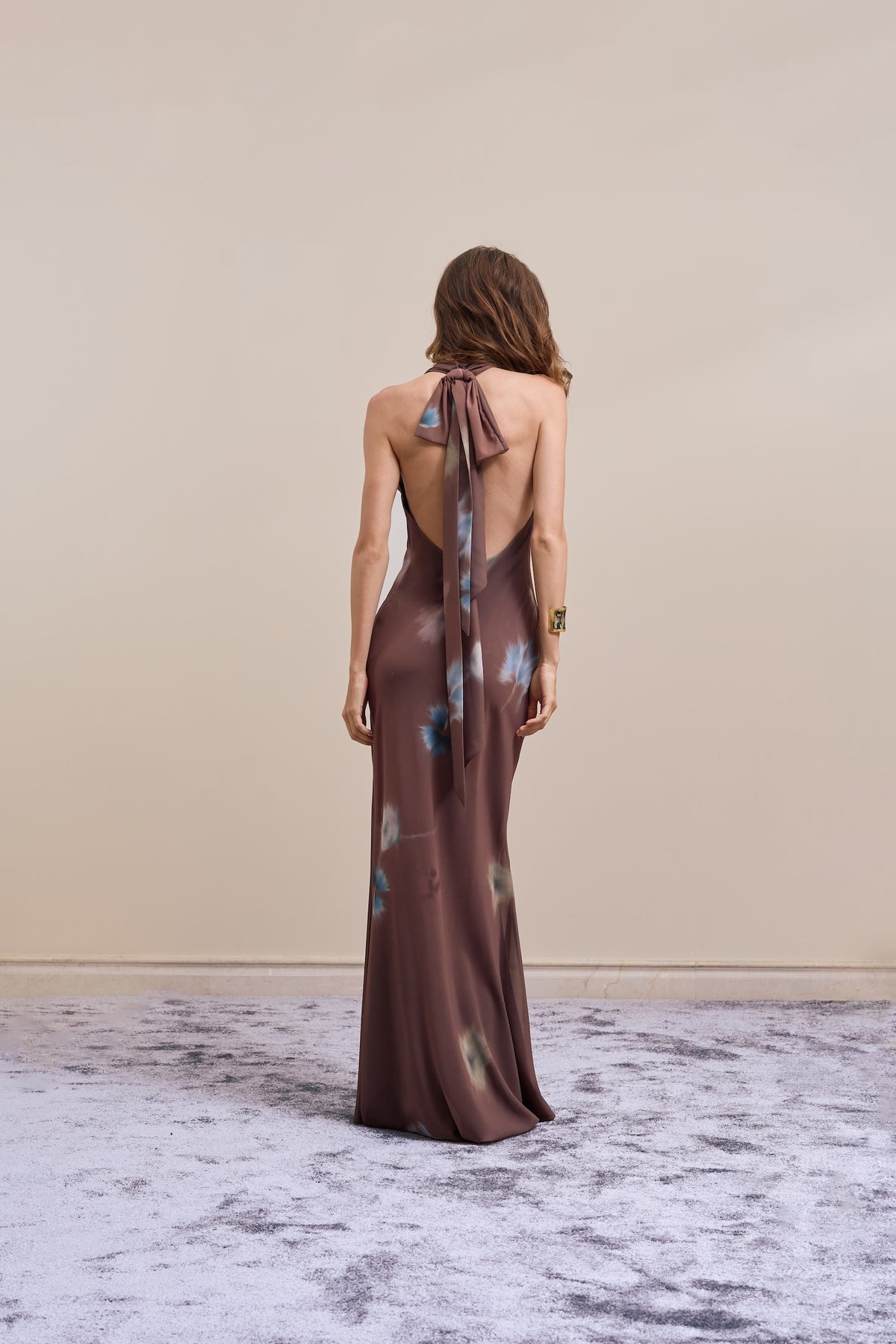 FLOW GOWN