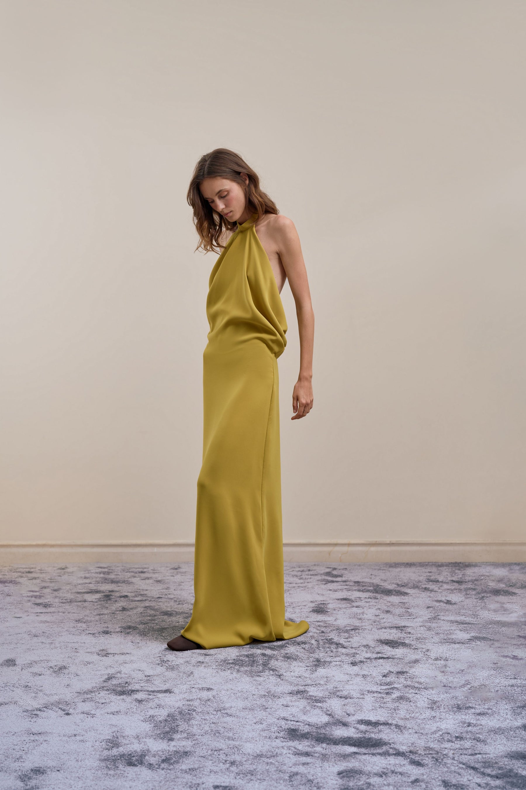 PILLAR GOWN