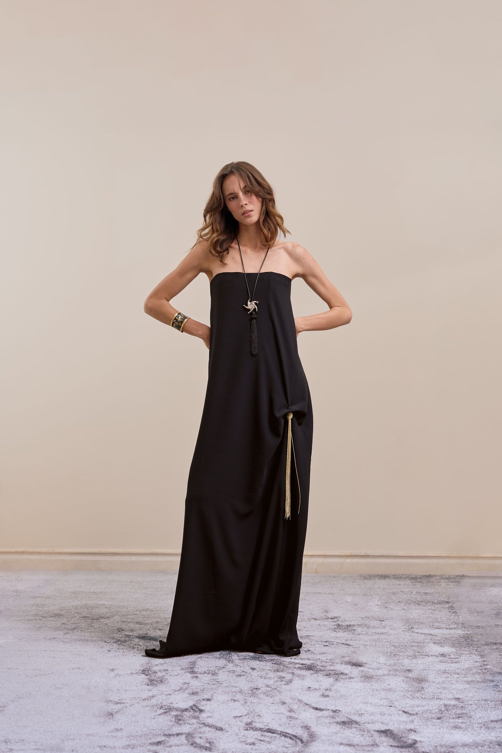SILHOUETTE GOWN