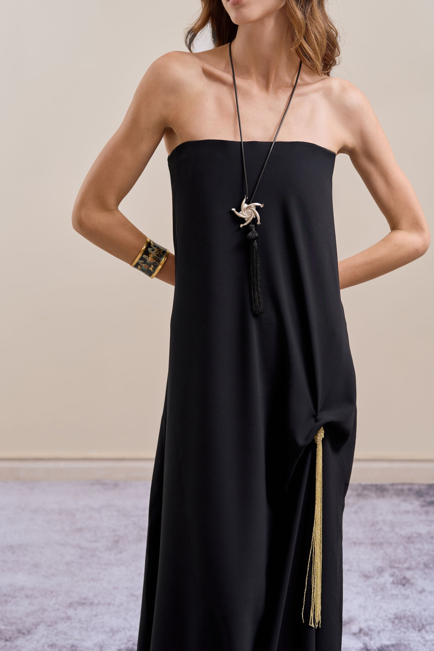 SILHOUETTE GOWN
