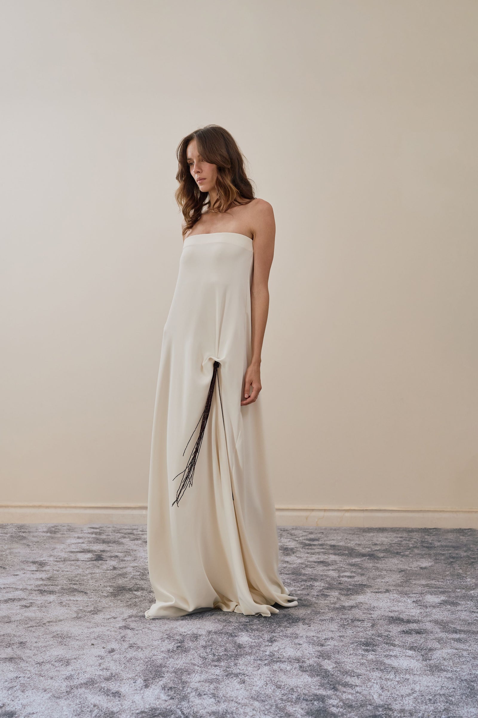 SILHOUETTE GOWN