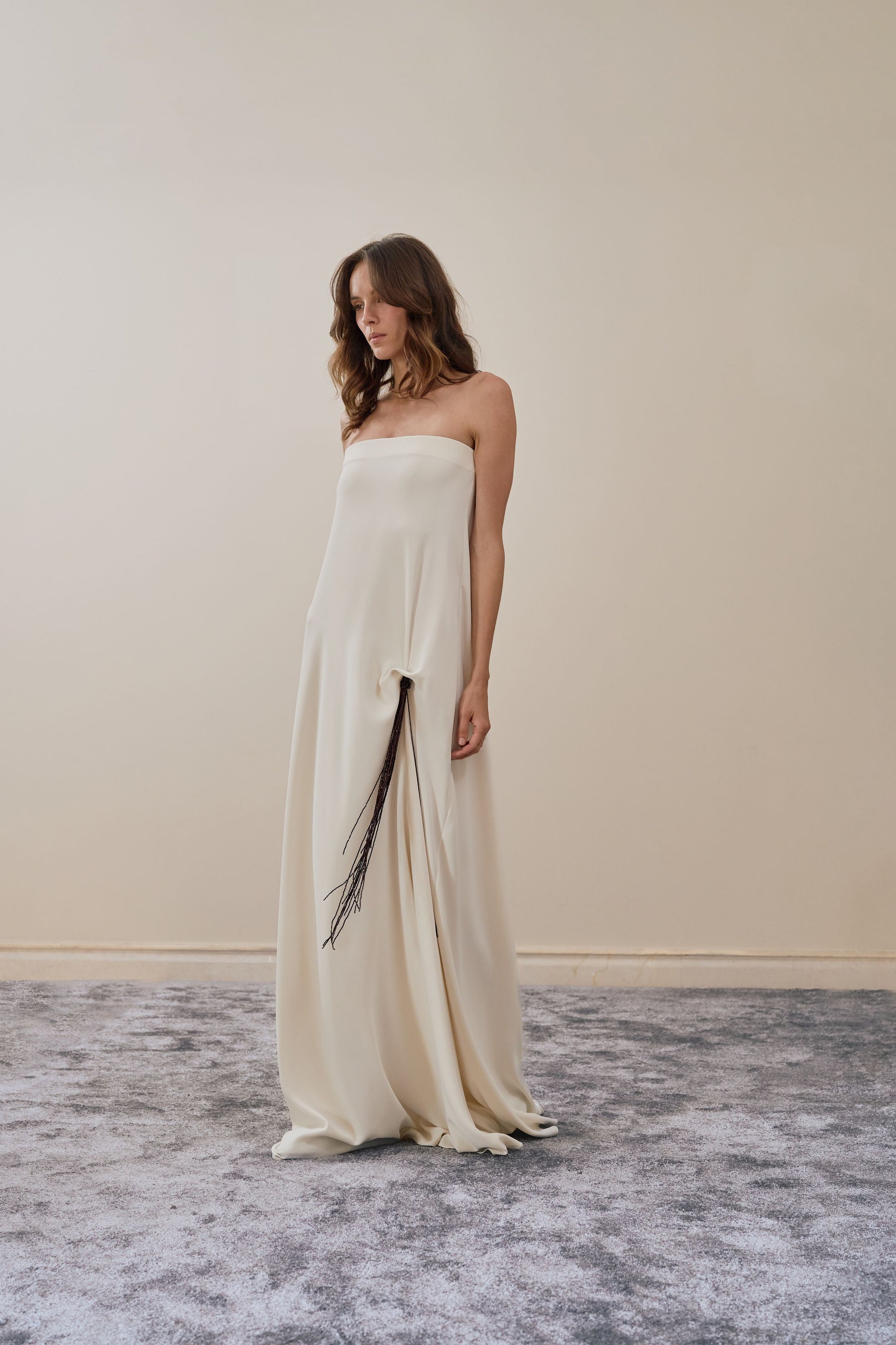 SILHOUETTE GOWN