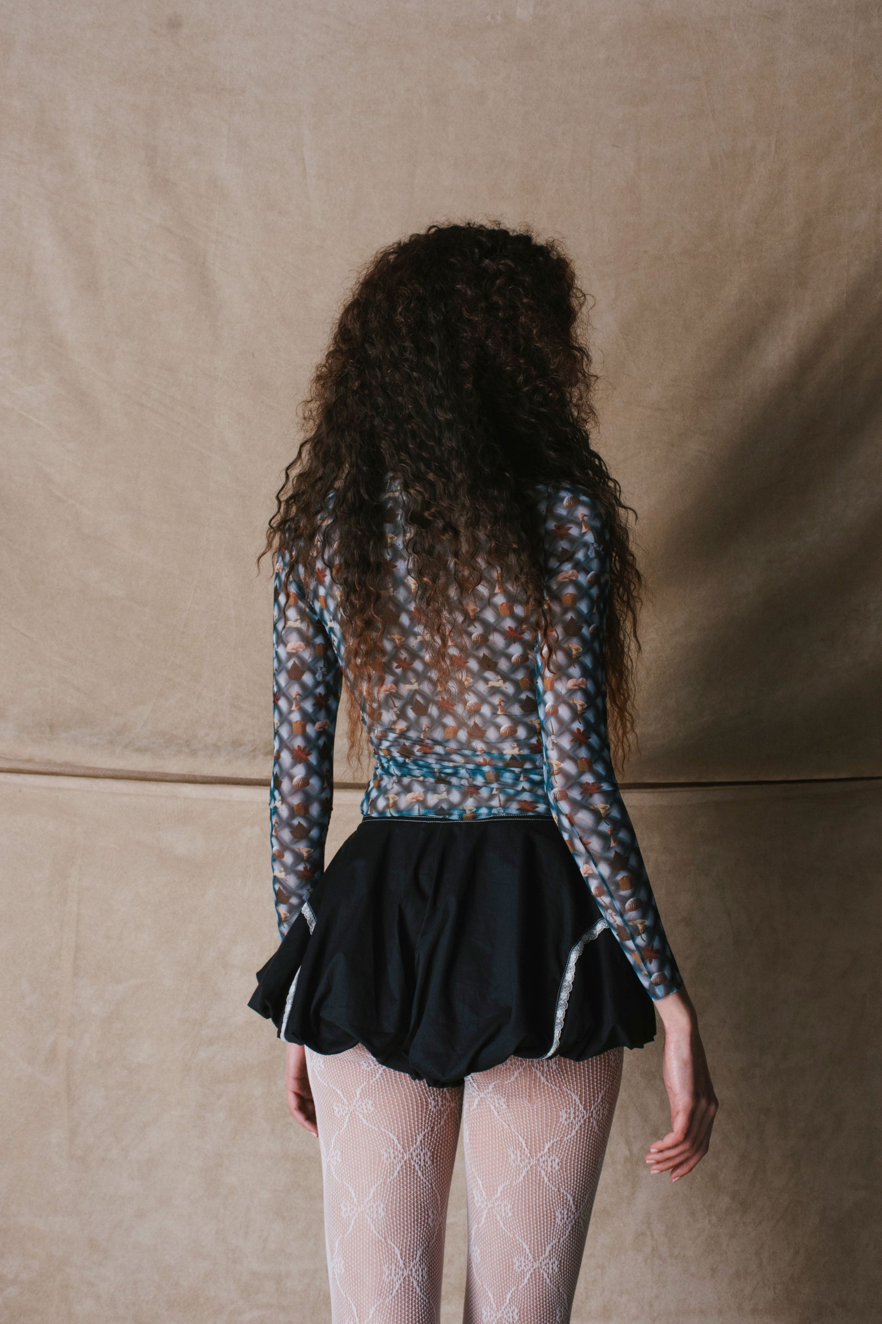LA REVERIE TATTOO TOP