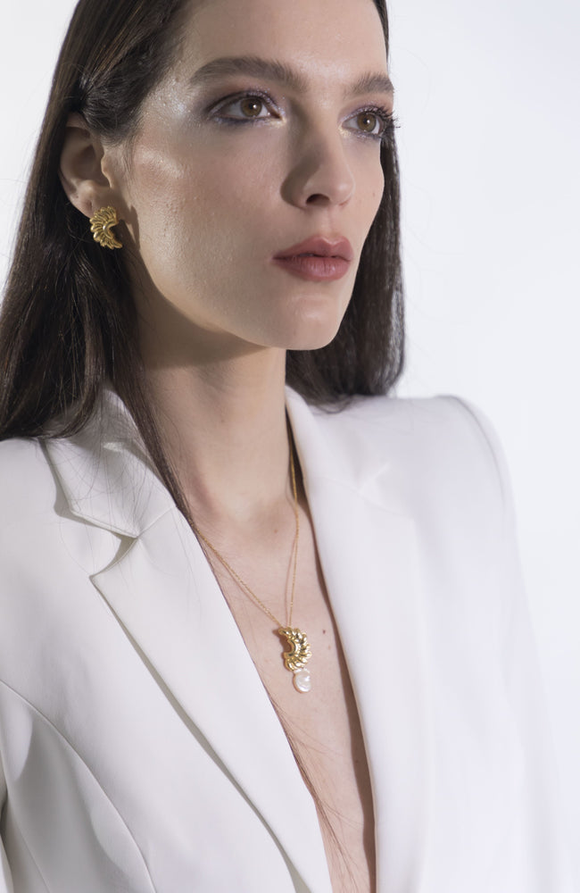 FLORA PEARL NECKLACE